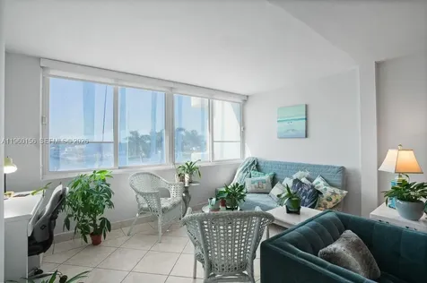 5005 Collins Avenue Miami Beach FL 33140