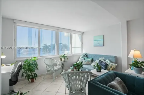 5005 Collins Avenue Miami Beach FL 33140