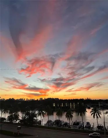 5005 Collins Avenue Miami Beach FL 33140