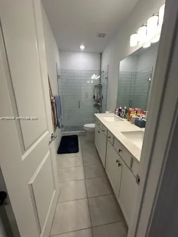 8352 NW 7th Place Plantation FL 33324