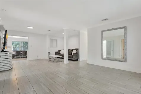 701 NE 8th Street Pompano Beach FL 33060