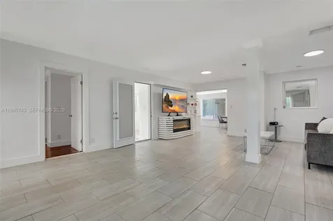 701 NE 8th Street Pompano Beach FL 33060