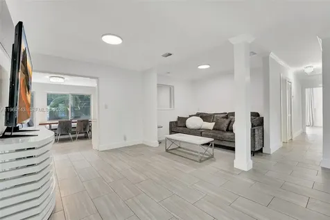 701 NE 8th Street Pompano Beach FL 33060