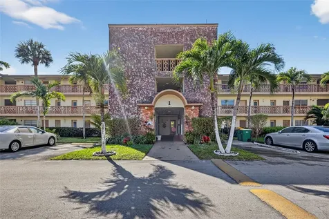 16900 NE 14th Avenue Miami FL 33162