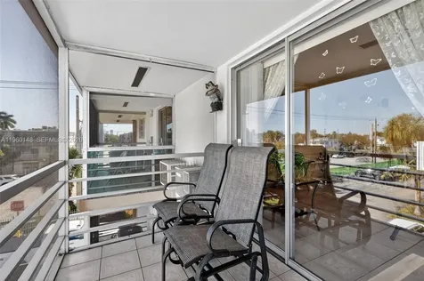 16900 NE 14th Avenue Miami FL 33162