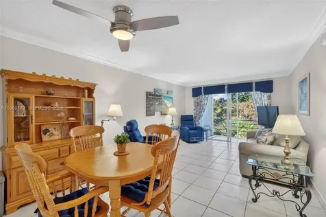 2900 NW 47th Terrace Lauderdale Lakes FL 33313
