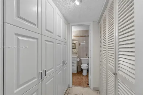 2900 NW 47th Terrace Lauderdale Lakes FL 33313