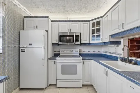 2900 NW 47th Terrace Lauderdale Lakes FL 33313
