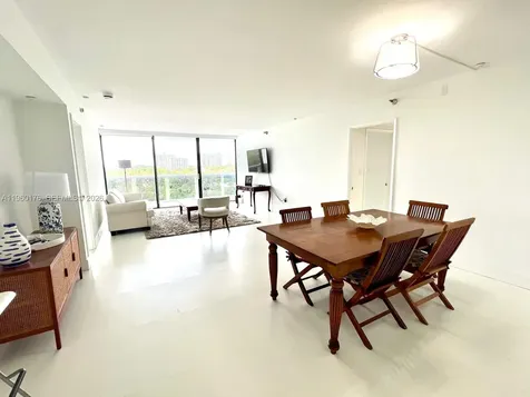 20515 E Country Club Drive Aventura FL 33180