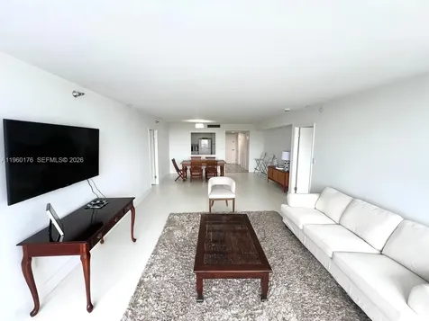 20515 E Country Club Drive Aventura FL 33180