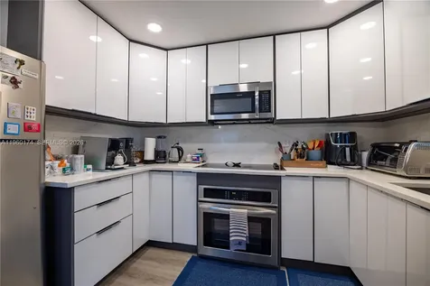 898 NW 47th Street Deerfield Beach FL 33064