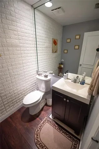 898 NW 47th Street Deerfield Beach FL 33064