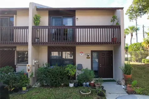 898 NW 47th Street Deerfield Beach FL 33064