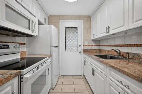 16901 NE 13th Avenue Miami FL 33162