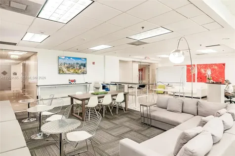175 SW 7th Street Miami FL 33130