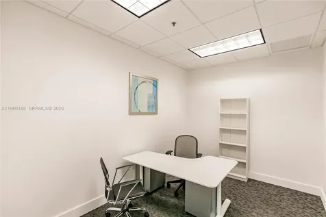 175 SW 7th Street Miami FL 33130