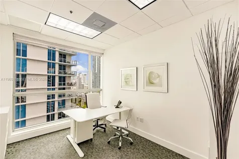 175 SW 7th Street Miami FL 33130