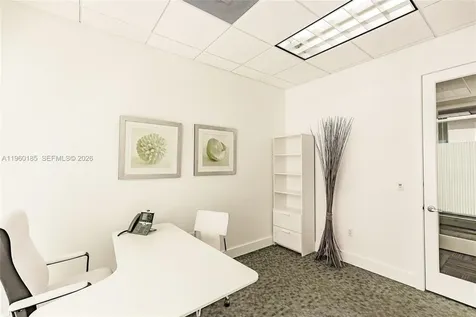 175 SW 7th Street Miami FL 33130