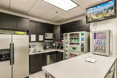 175 SW 7th Street Miami FL 33130