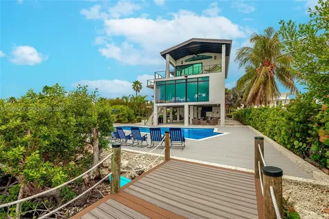 68 Mutiny Place Key Largo FL 33037