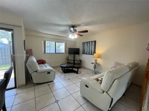 1422 Amanda Street Hollywood FL 33020