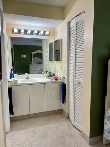 1422 Amanda Street Hollywood FL 33020