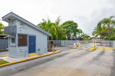 1422 Amanda Street Hollywood FL 33020