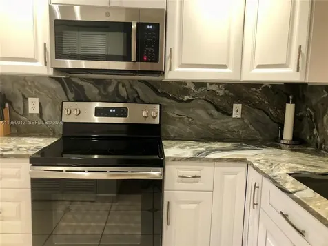 1422 Amanda Street Hollywood FL 33020