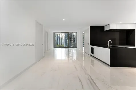 300 Biscayne Blvd Way Miami FL 33131