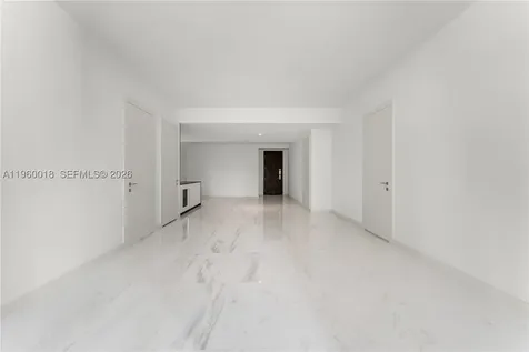 300 Biscayne Blvd Way Miami FL 33131