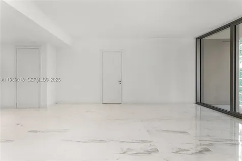 300 Biscayne Blvd Way Miami FL 33131