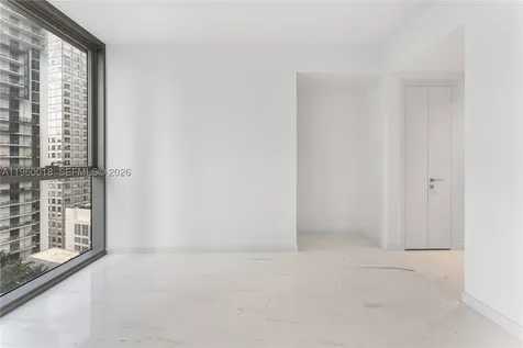 300 Biscayne Blvd Way Miami FL 33131