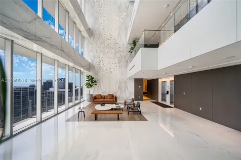 300 Biscayne Blvd Way Miami FL 33131