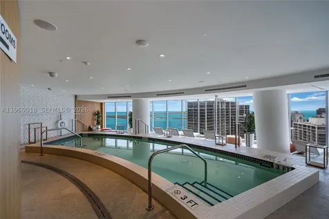 300 Biscayne Blvd Way Miami FL 33131