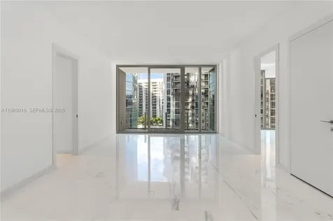300 Biscayne Boulevard Way Miami FL 33131