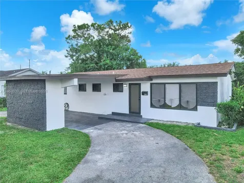 3810 NW 6th Street Lauderhill FL 33311