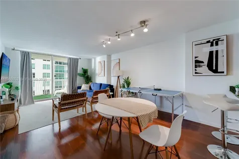 1200 Brickell Bay Drive Miami FL 33131