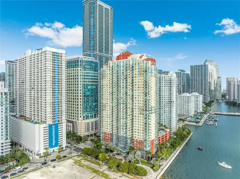 1200 Brickell Bay Drive Miami FL 33131