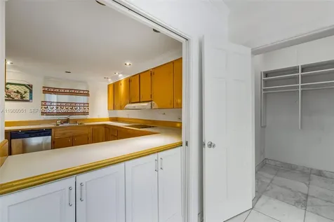1 Harbour Way Bal Harbour FL 33154