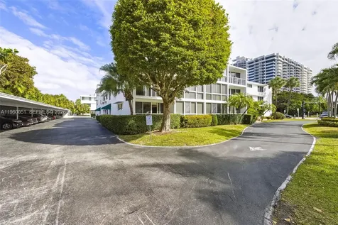 1 Harbour Way Bal Harbour FL 33154