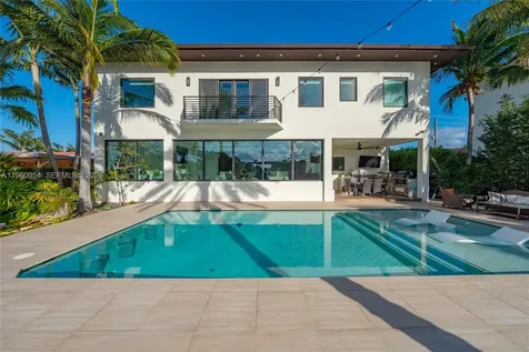 12880 N Bayshore Drive North Miami FL 33181
