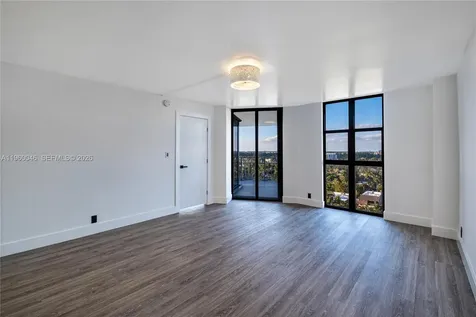 4000 Towerside Terrace Miami FL 33138