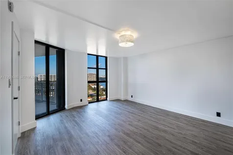 4000 Towerside Terrace Miami FL 33138