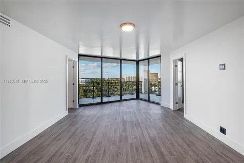 4000 Towerside Terrace Miami FL 33138