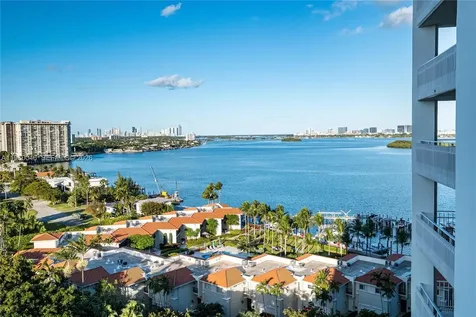 4000 Towerside Terrace Miami FL 33138