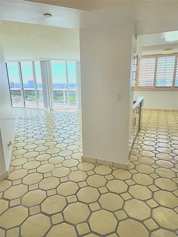 20185 E Country Club Drive Aventura FL 33180