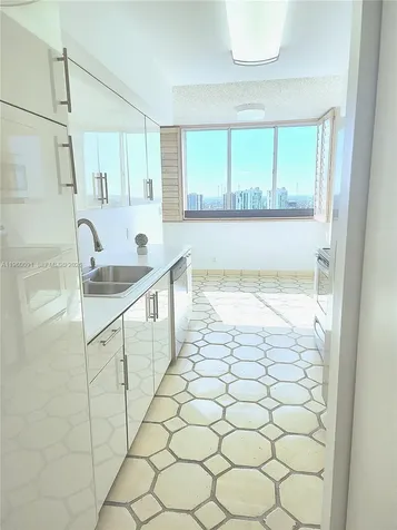 20185 E Country Club Drive Aventura FL 33180