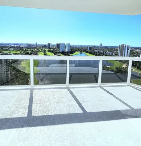 20185 E Country Club Drive Aventura FL 33180