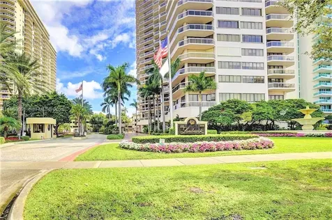 20185 E Country Club Drive Aventura FL 33180
