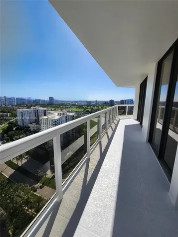 20185 E Country Club Drive Aventura FL 33180